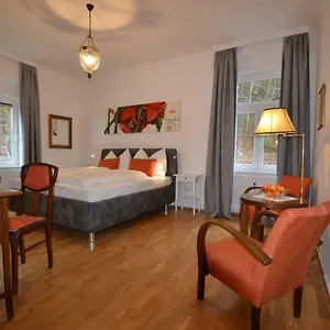 Apartment Graz-ulrichsbrunn, Free Parking, Graz